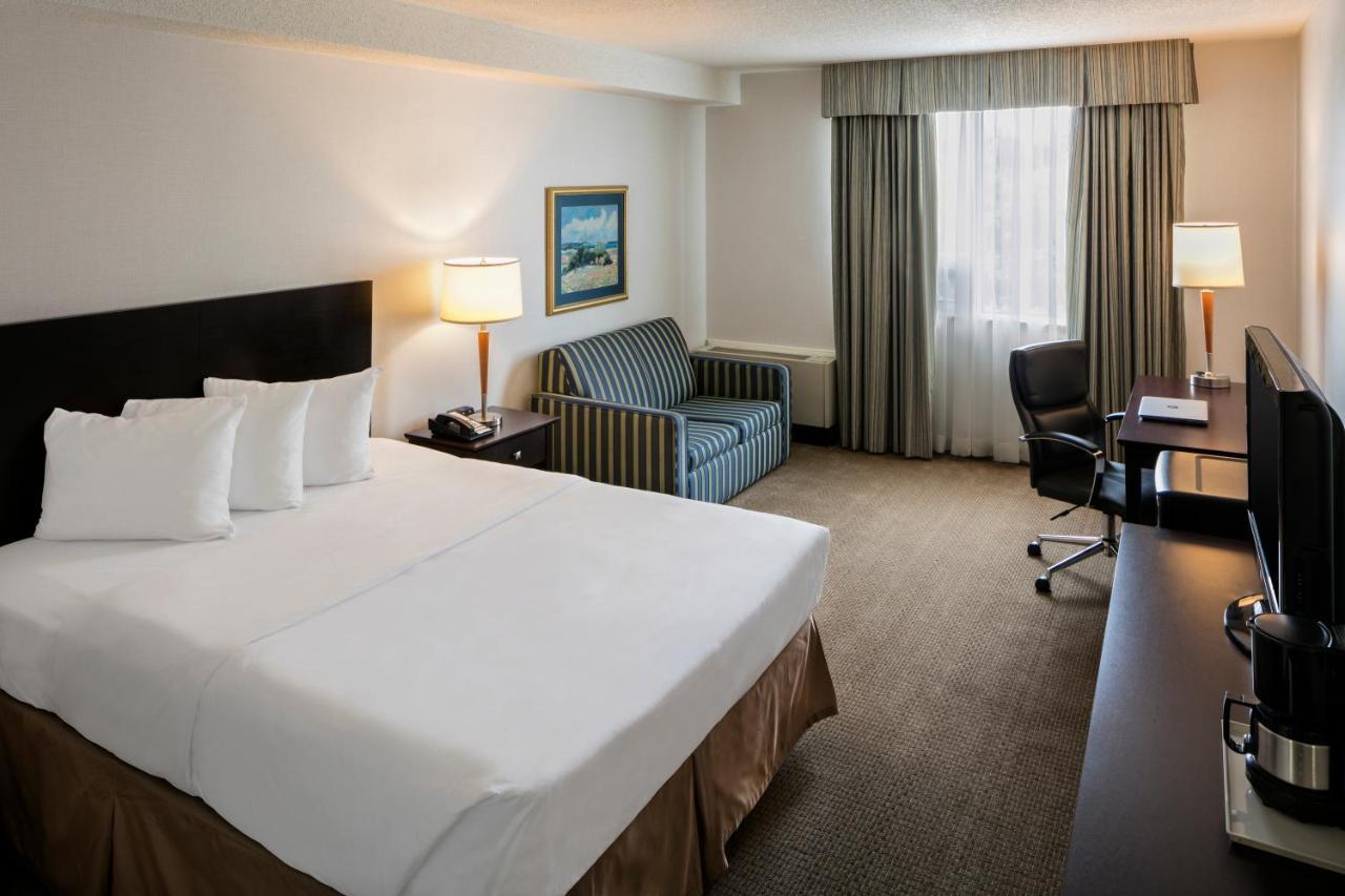 Quality Inn And Suites Montreal East מראה חיצוני תמונה